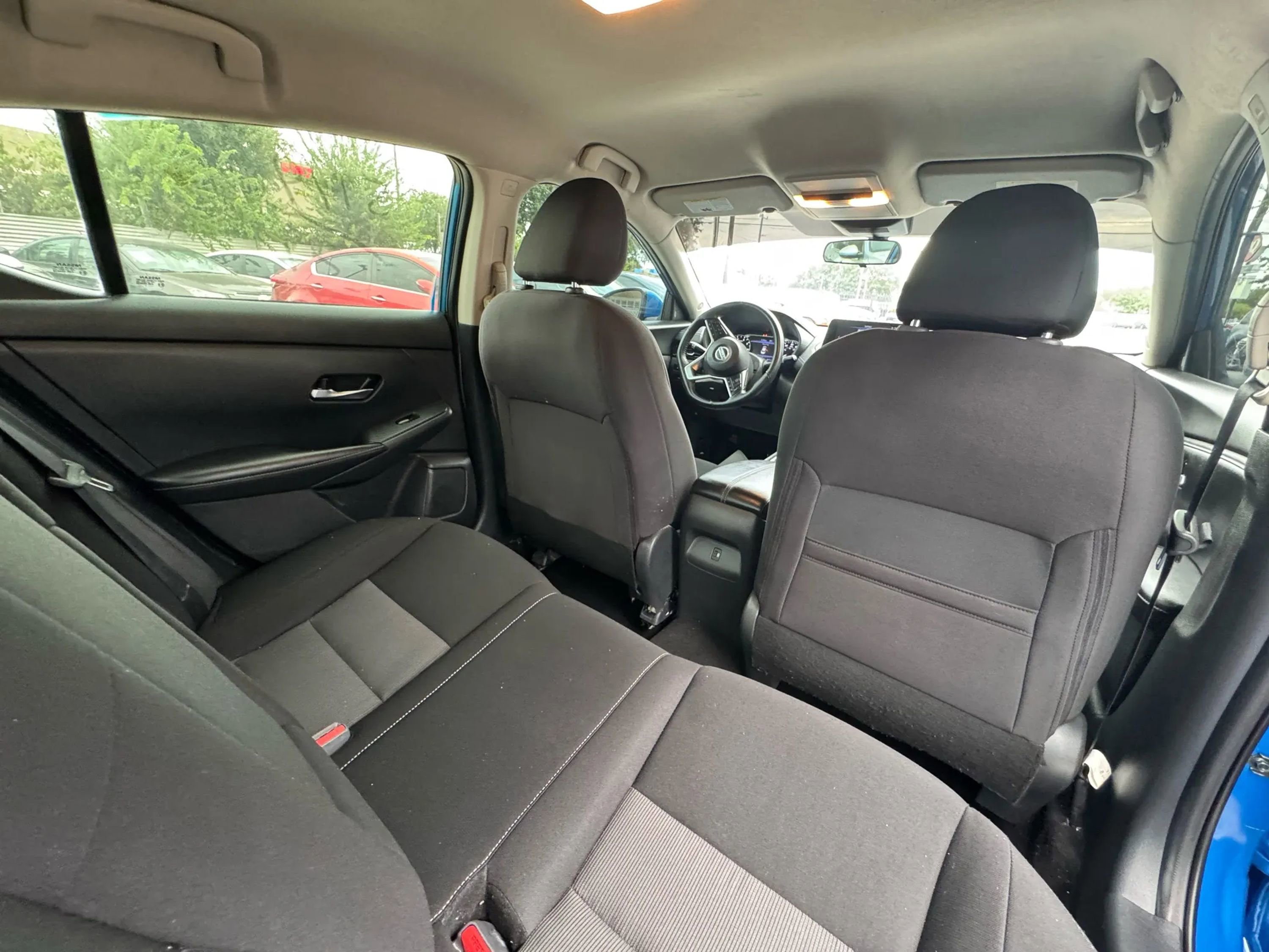Used 2021 Nissan Sentra SV image 11