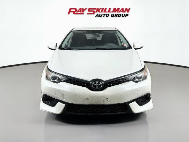Used 2018 Toyota Corolla iM w/ Carpet Mat Package (TMS) FWD image 2