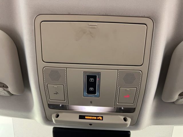 Used 2020 Jaguar E-PACE SE image 33