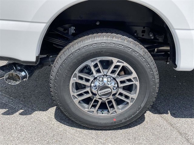 New 2025 Ford F350 Platinum w/ Platinum Plus Package image 4