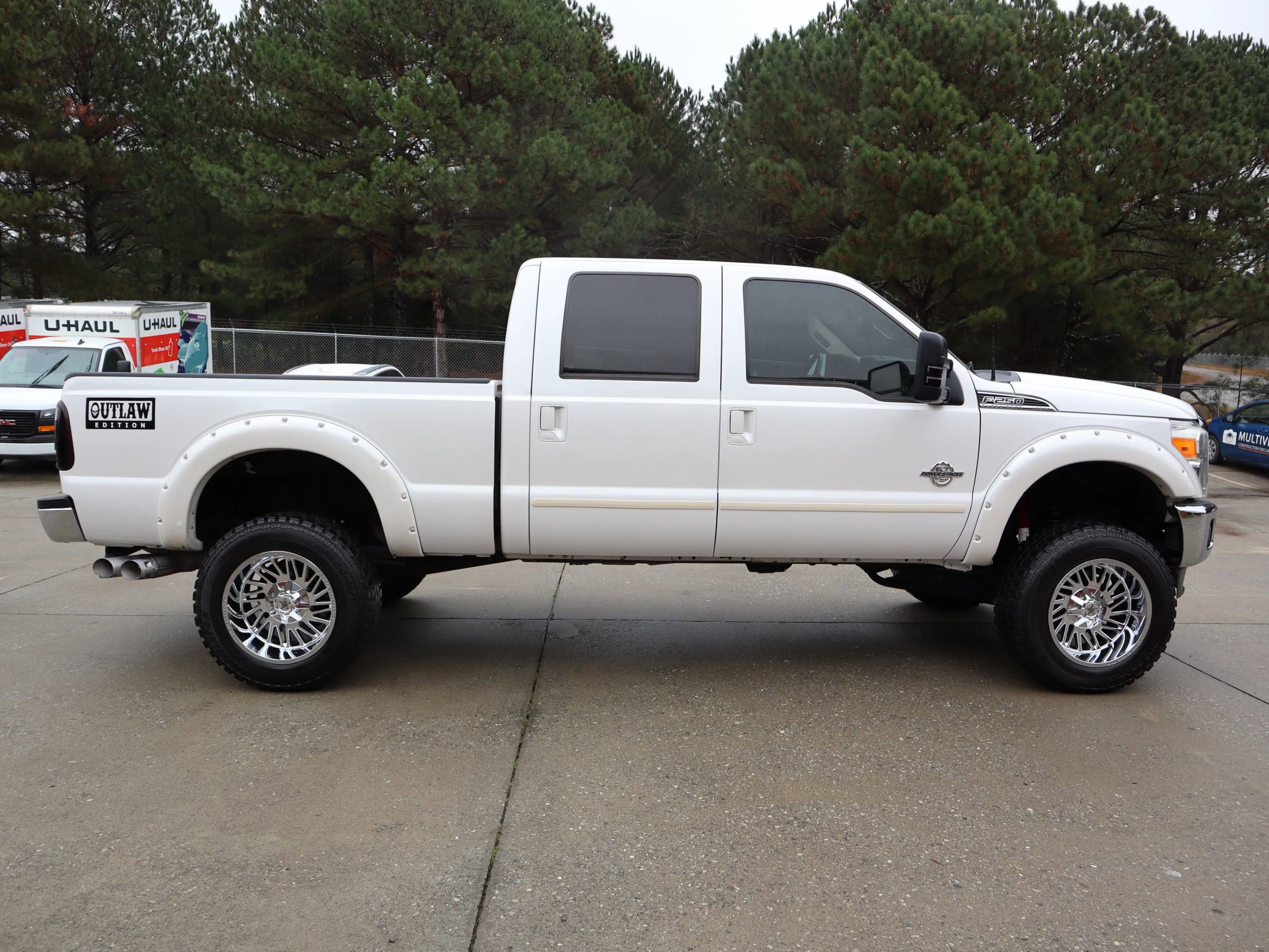 Used 2014 Ford F250 Lariat w/ Lariat Interior Package image 6