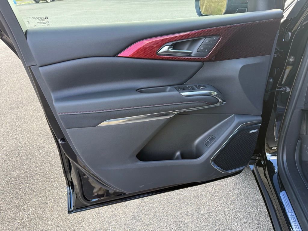 New 2026 Chevrolet Traverse RS w/ LPO, Floor Liner Package image 30
