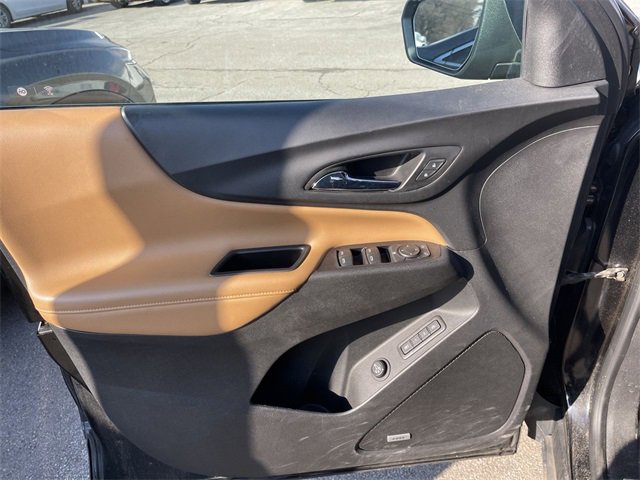 Used 2020 Chevrolet Equinox Premier image 4