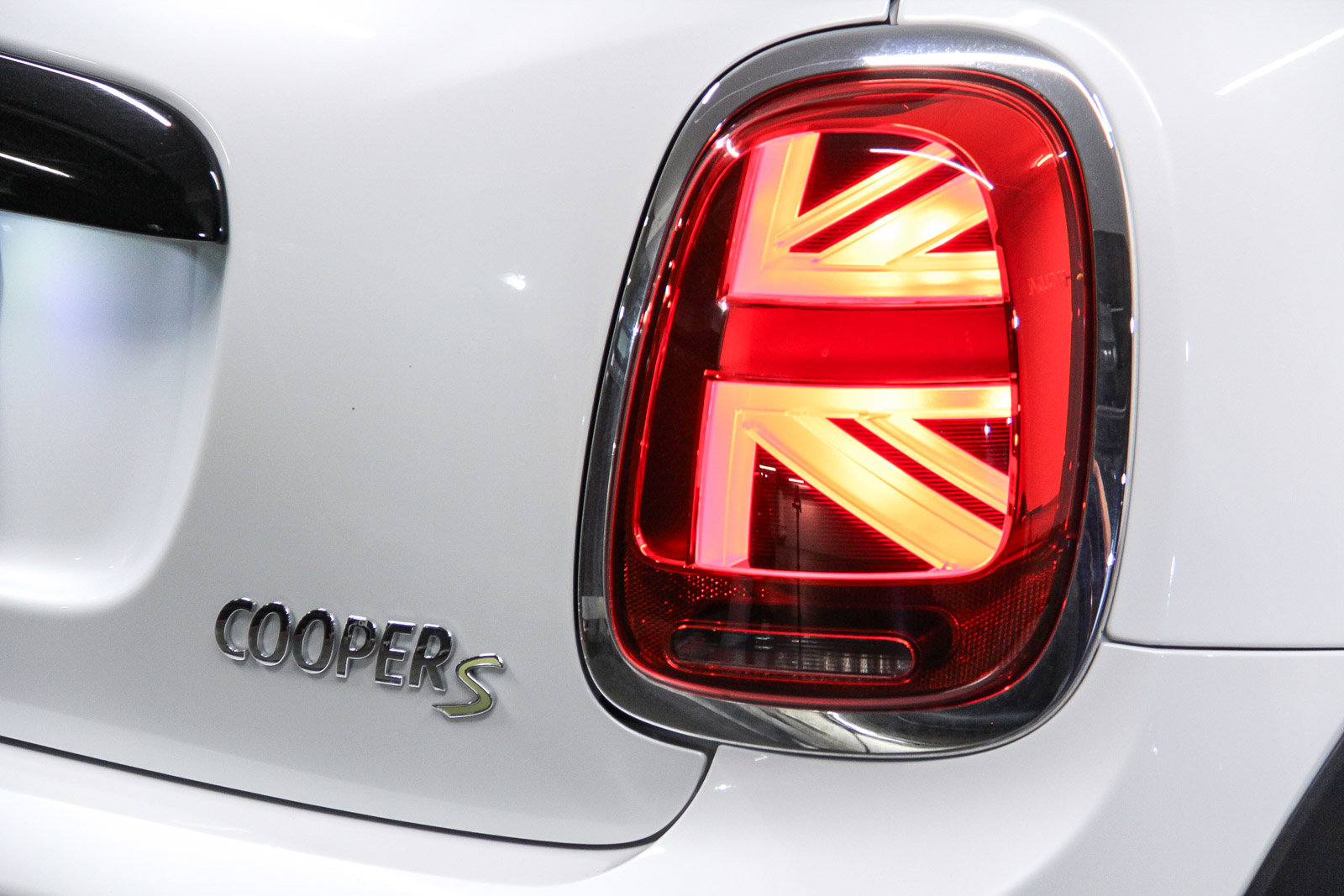 Used 2024 MINI Cooper SE image 7