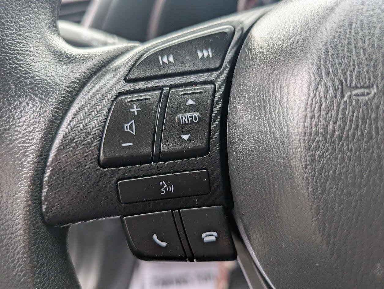 Used 2015 MAZDA MAZDA3 i Sport image 16