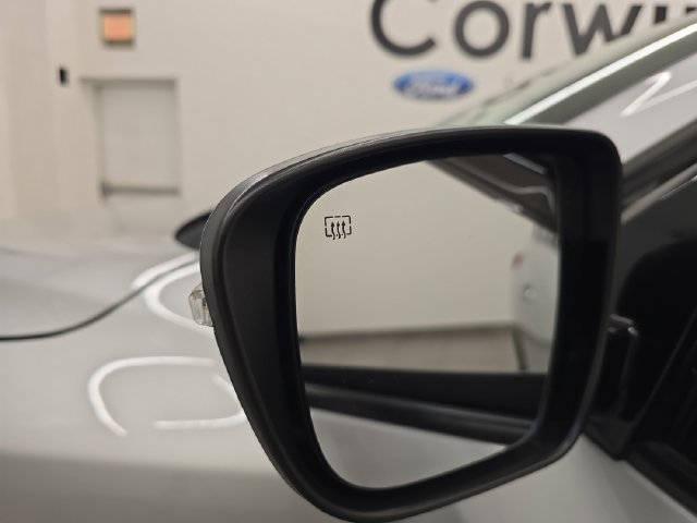 Used 2018 Nissan Pathfinder SL FWD image 38