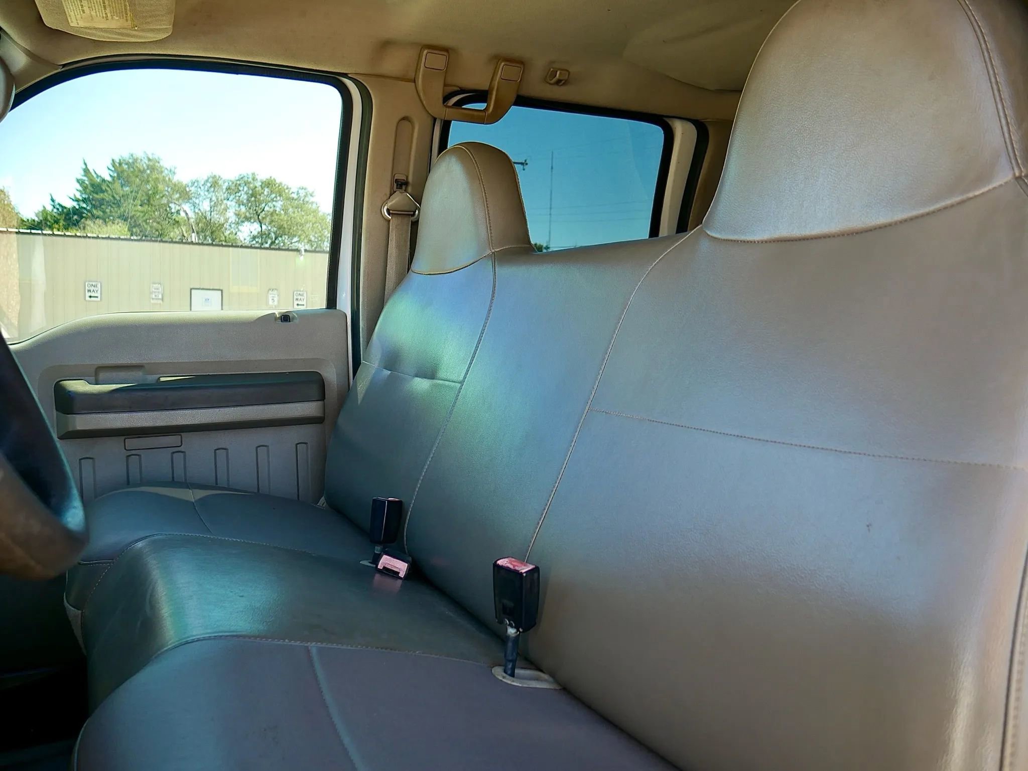 Used 2008 Ford F350 Lariat image 14