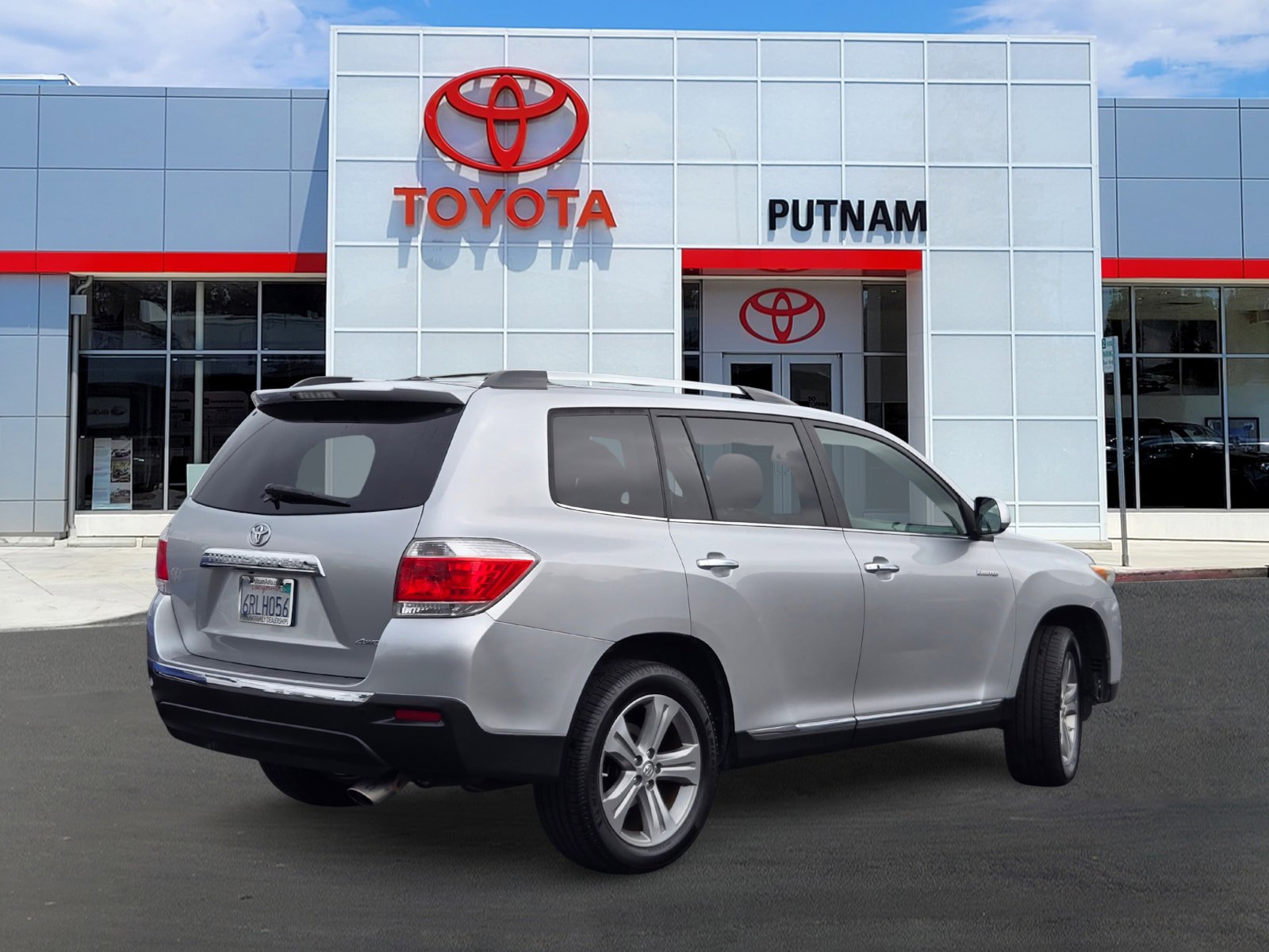 Used 2011 Toyota Highlander Limited w/ Tow Pkg AWD/4WD image 4