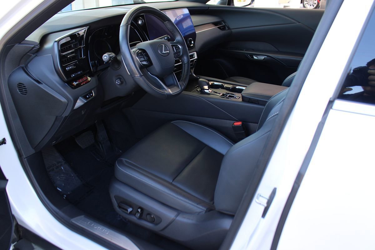 Used 2024 Lexus RX 350 Premium w/ Convenience Package image 20
