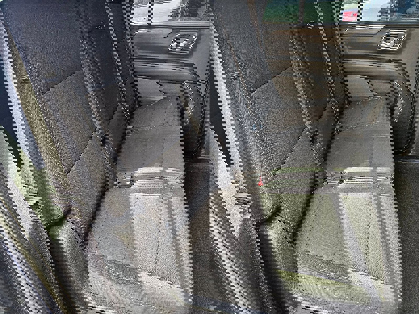 Used 2024 Chevrolet Tahoe LS image 27