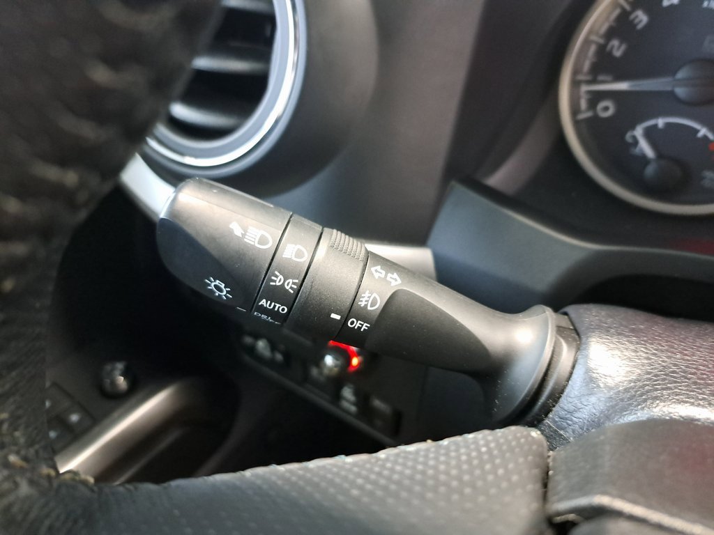 Used 2021 Toyota Tacoma Limited w/ Nightshade Package image 18