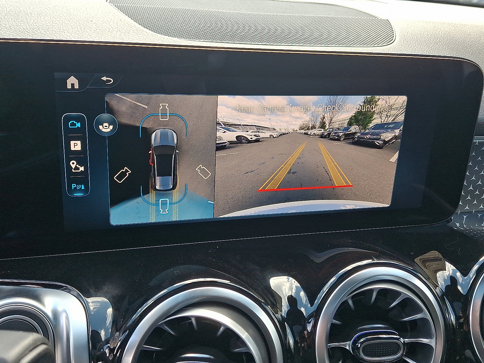 New 2026 Mercedes-Benz GLB 250 4MATIC image 16