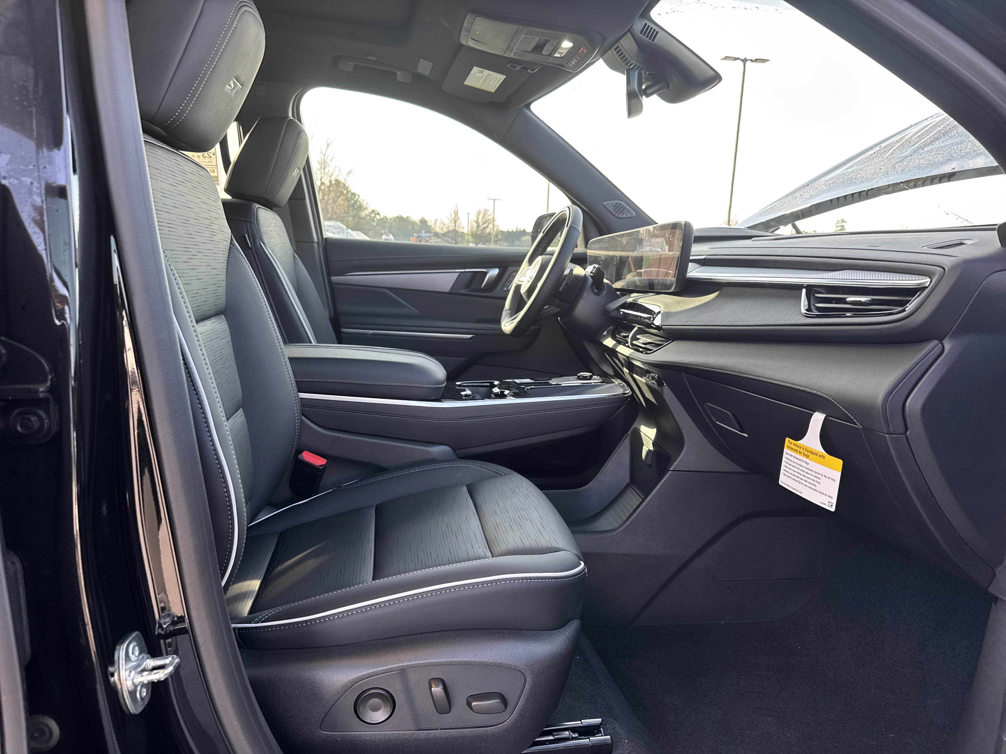 New 2025 Buick Enclave Sport Touring w/ Super Cruise Package image 31