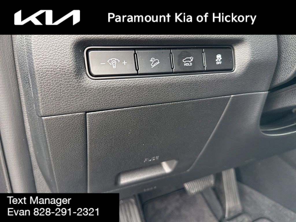Used 2025 Kia Telluride EX image 25
