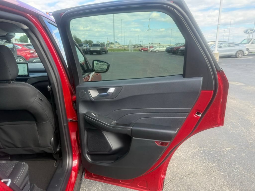 New 2026 Ford Escape Active w/ Active Premium Tech Pack AWD/4WD image 38
