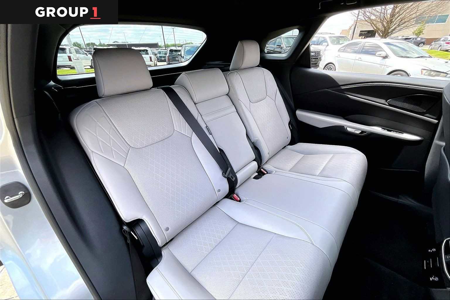 Certified 2025 Lexus RX 350 Premium Plus w/ Accessory Package (Z1) image 17