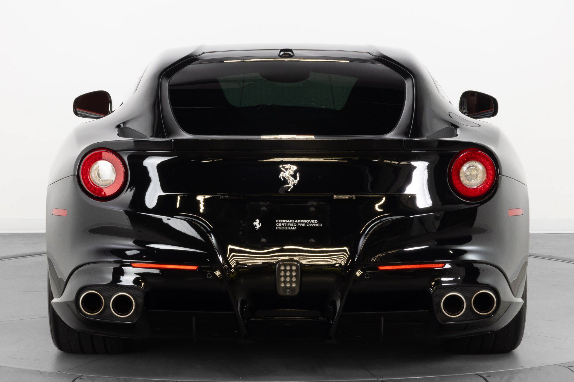 Certified 2014 Ferrari F12 Berlinetta RWD image 7