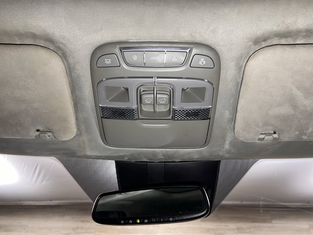 Used 2022 Kia Telluride SX w/ SX Prestige Package image 25