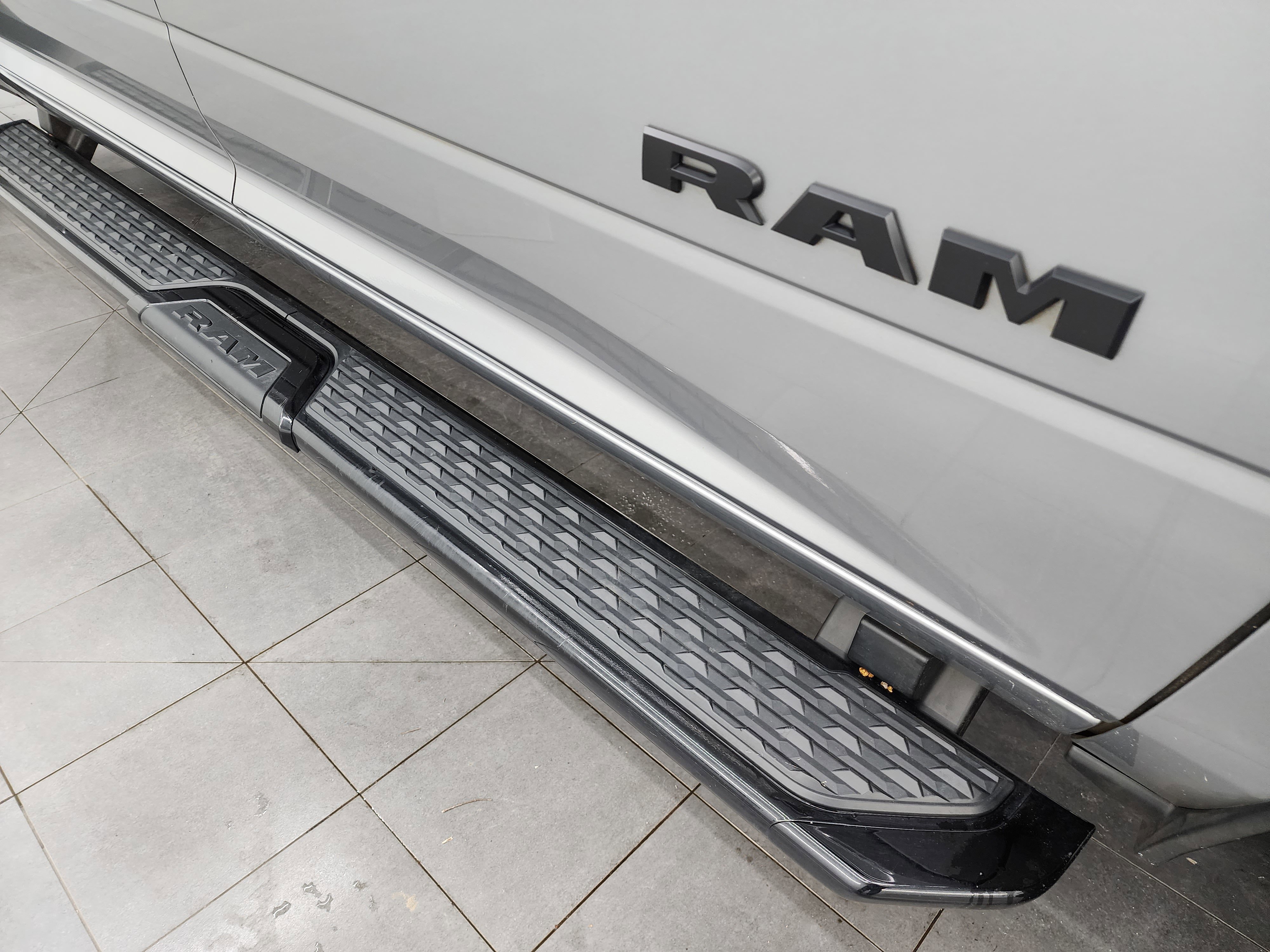 Used 2024 RAM 3500 Big Horn w/ Night Edition AWD/4WD image 27