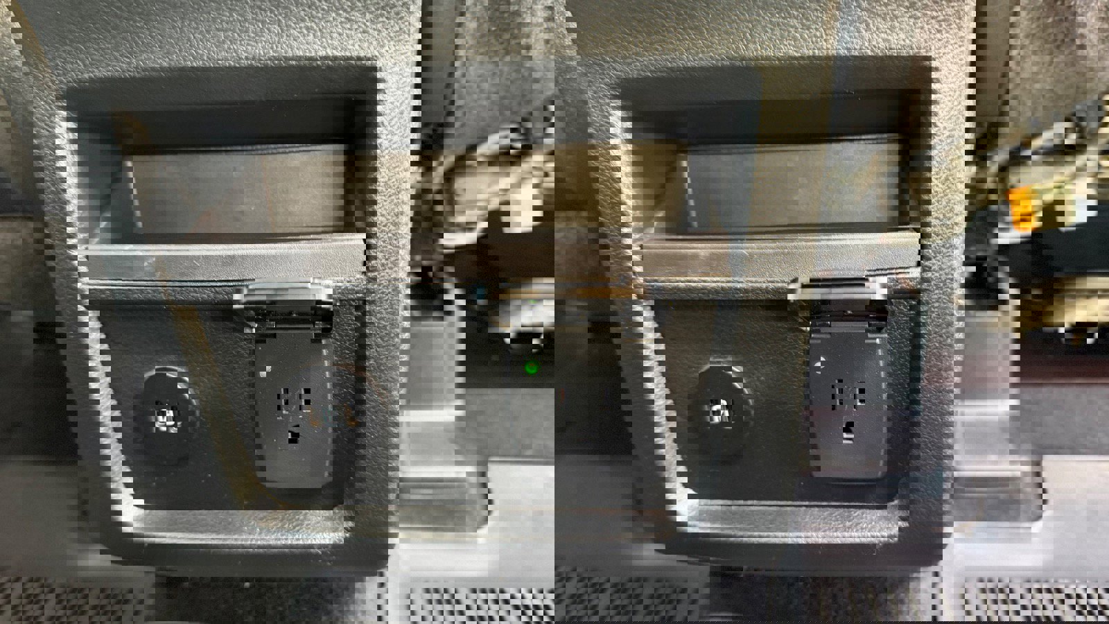 Certified 2024 Ford Edge SEL w/ Convenience Package image 20