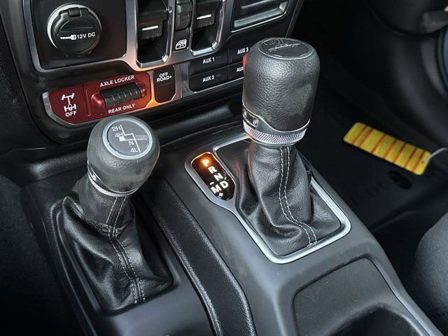 New 2025 Jeep Gladiator Mojave w/ Steel Bumper Group image 28