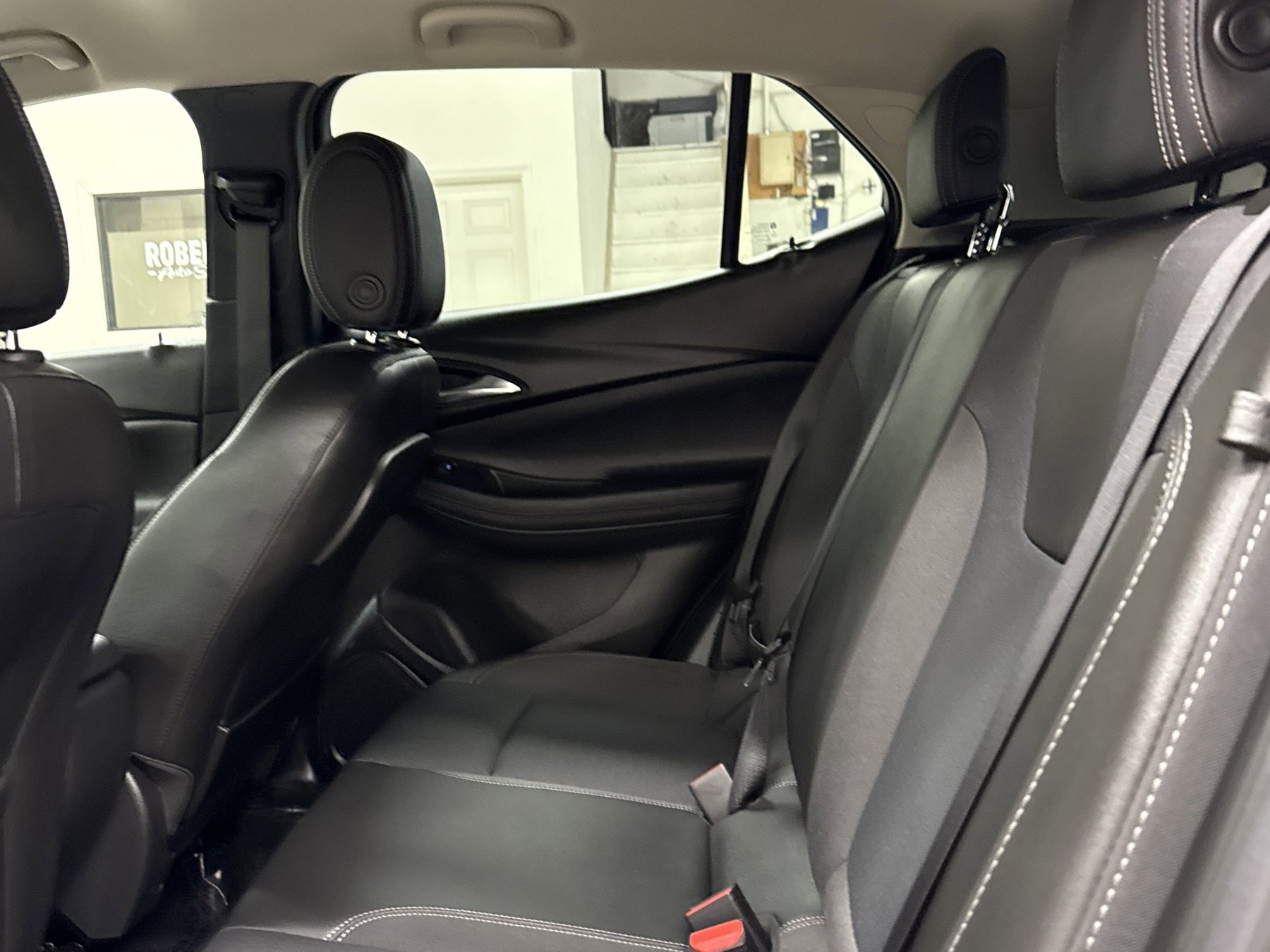 Used 2023 Buick Encore GX Preferred w/ Cold Weather Comfort Package image 17