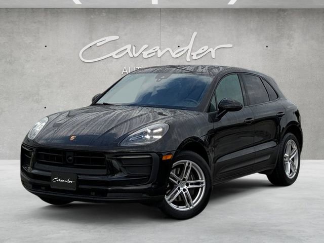 Used 2024 Porsche Macan AWD/4WD image 1