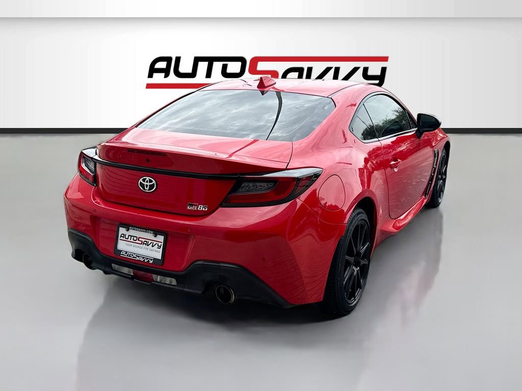 Used 2022 Toyota GR86 w/ ALL Weather Mat Package (TMS) image 7