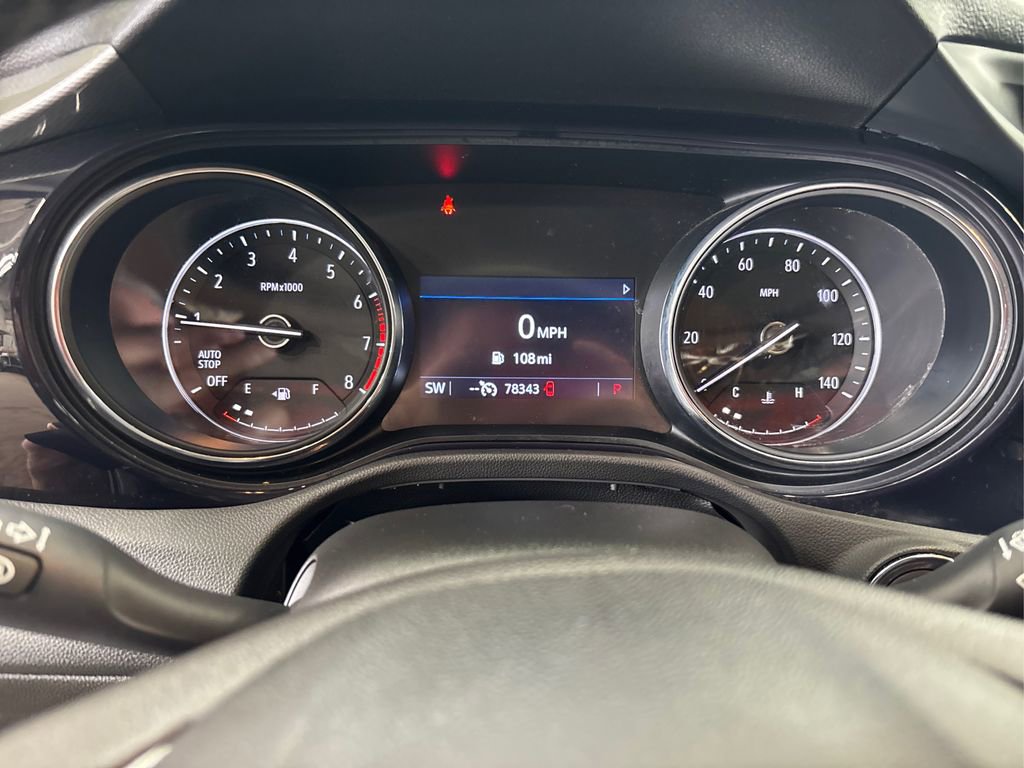 Used 2021 Buick Encore GX Select image 22