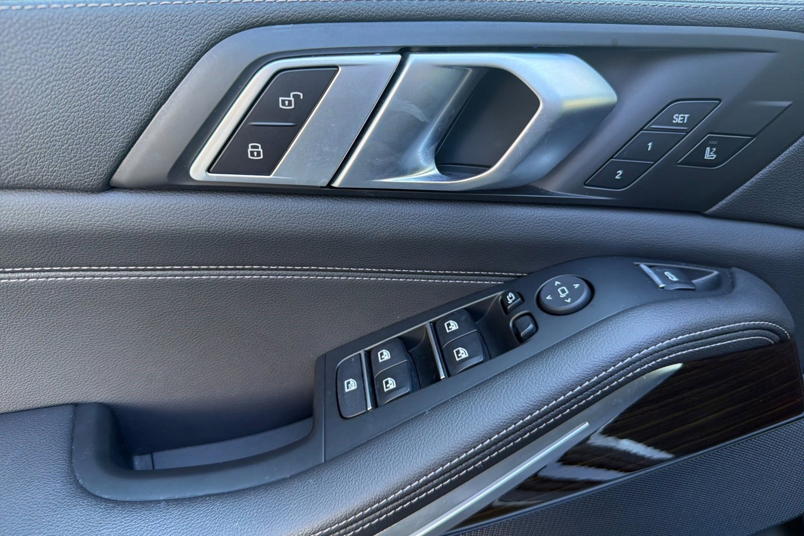 Used 2021 BMW X5 xDrive45e w/ Premium Package 3 image 12