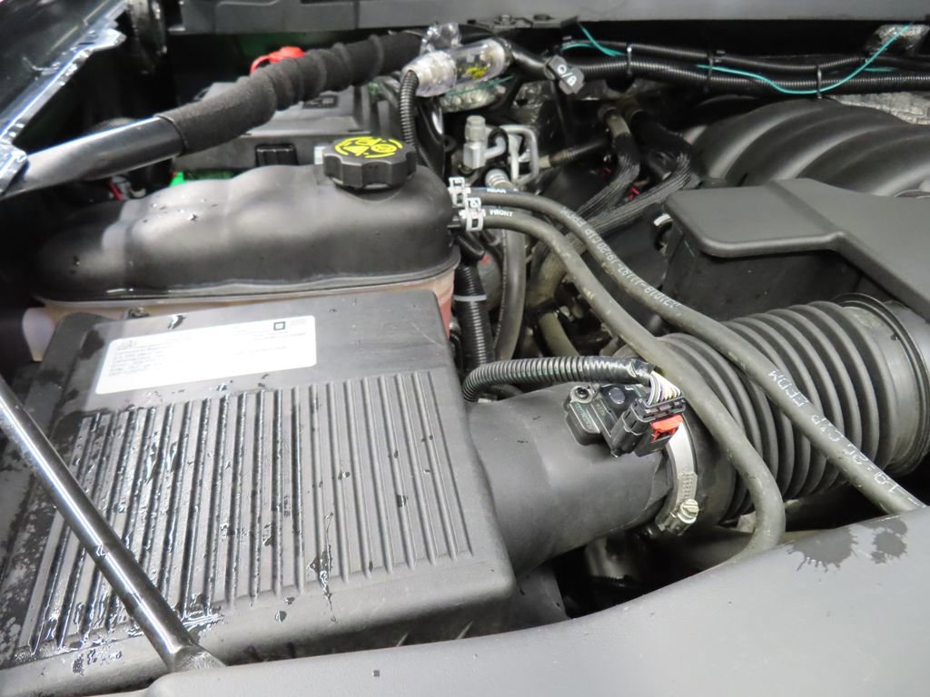 Used 2018 Chevrolet Silverado 1500 LT w/ All Star Edition image 20