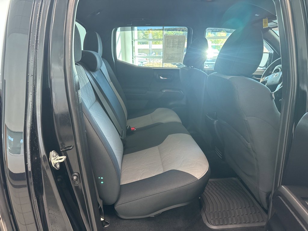 Used 2020 Toyota Tacoma TRD Off-Road image 20