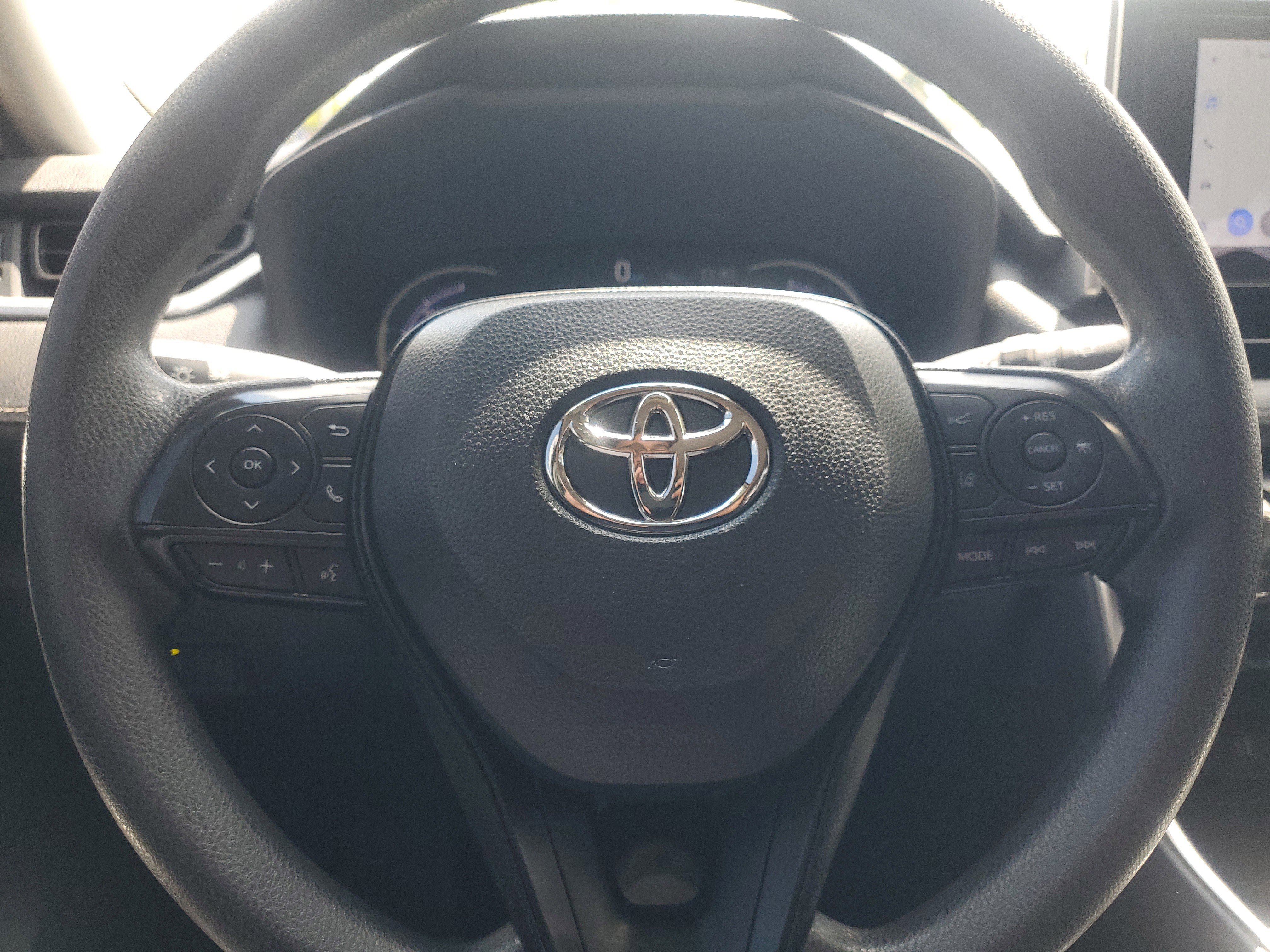 Certified 2025 Toyota RAV4 XLE AWD/4WD image 20
