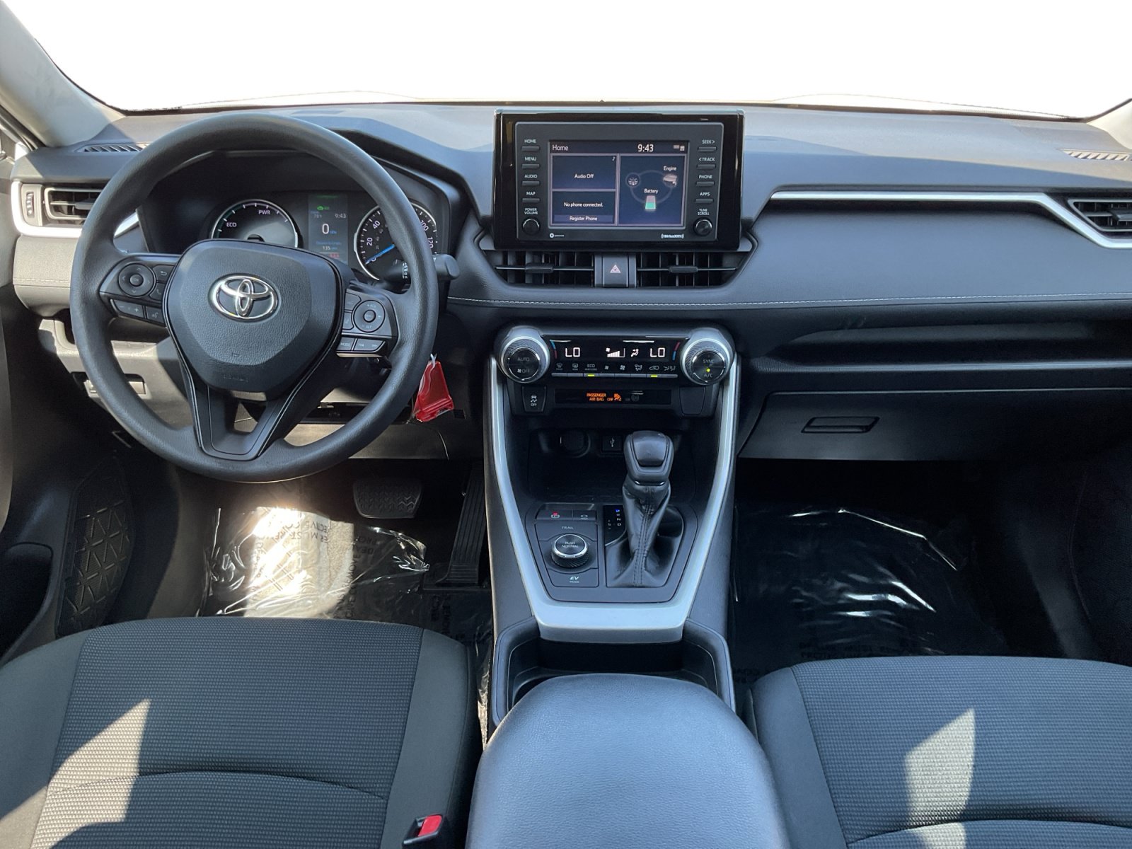 Used 2021 Toyota RAV4 LE AWD/4WD image 10
