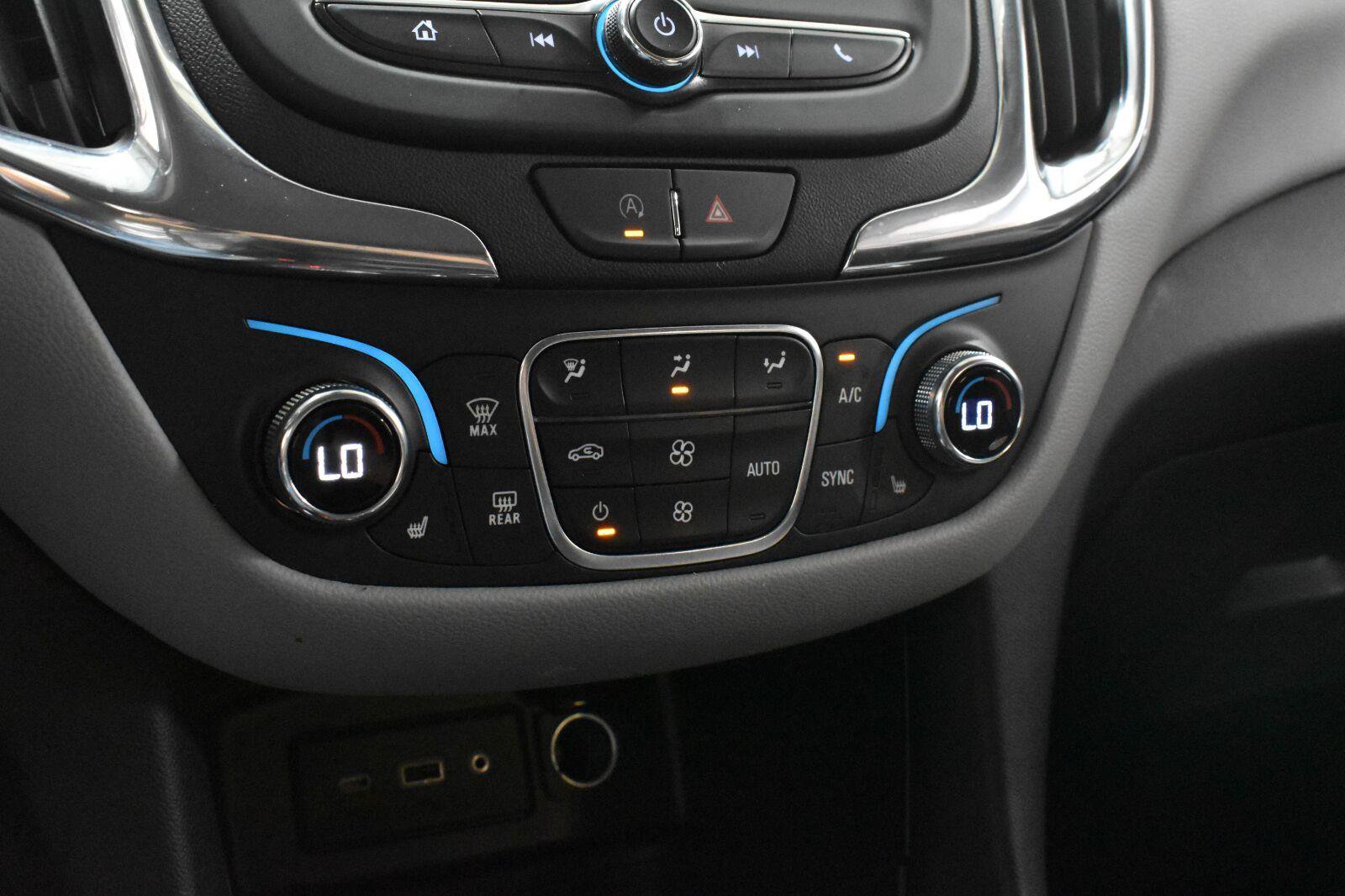 Used 2023 Chevrolet Equinox LT AWD/4WD image 15