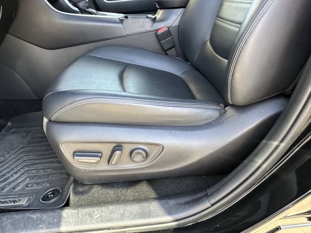 Used 2020 Toyota RAV4 XLE Premium FWD image 28