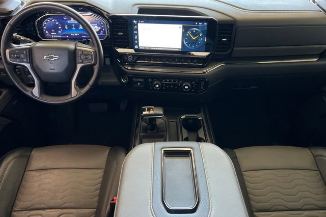 Used 2022 Chevrolet Silverado 1500 ZR2 w/ Technology Package AWD/4WD image 16