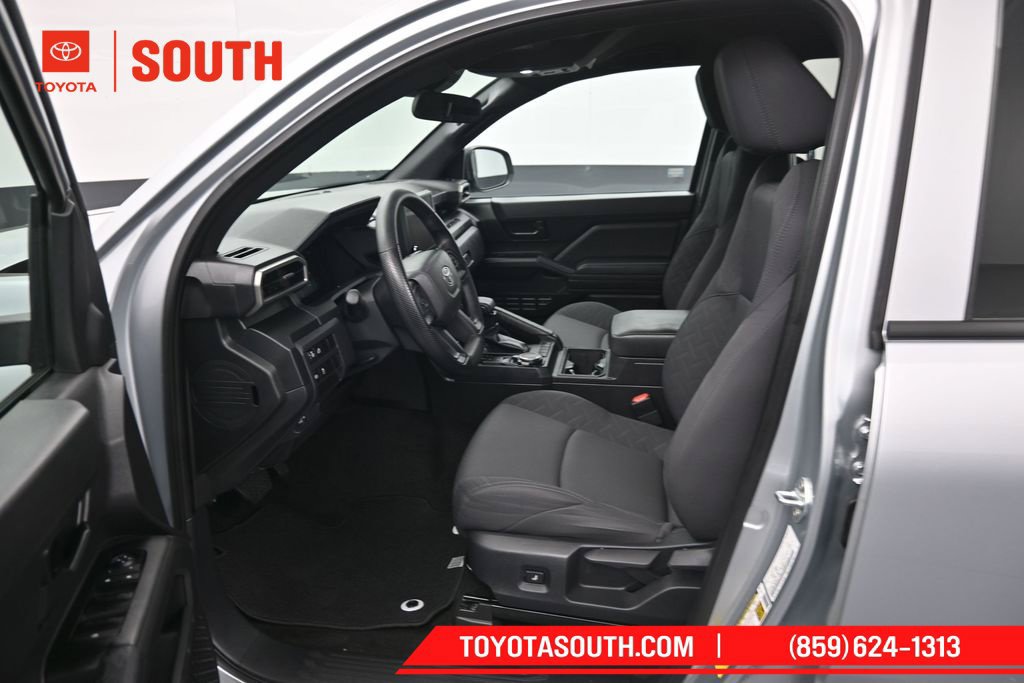 Used 2024 Toyota Tacoma SR w/ SR Upgrade Package AWD/4WD image 9