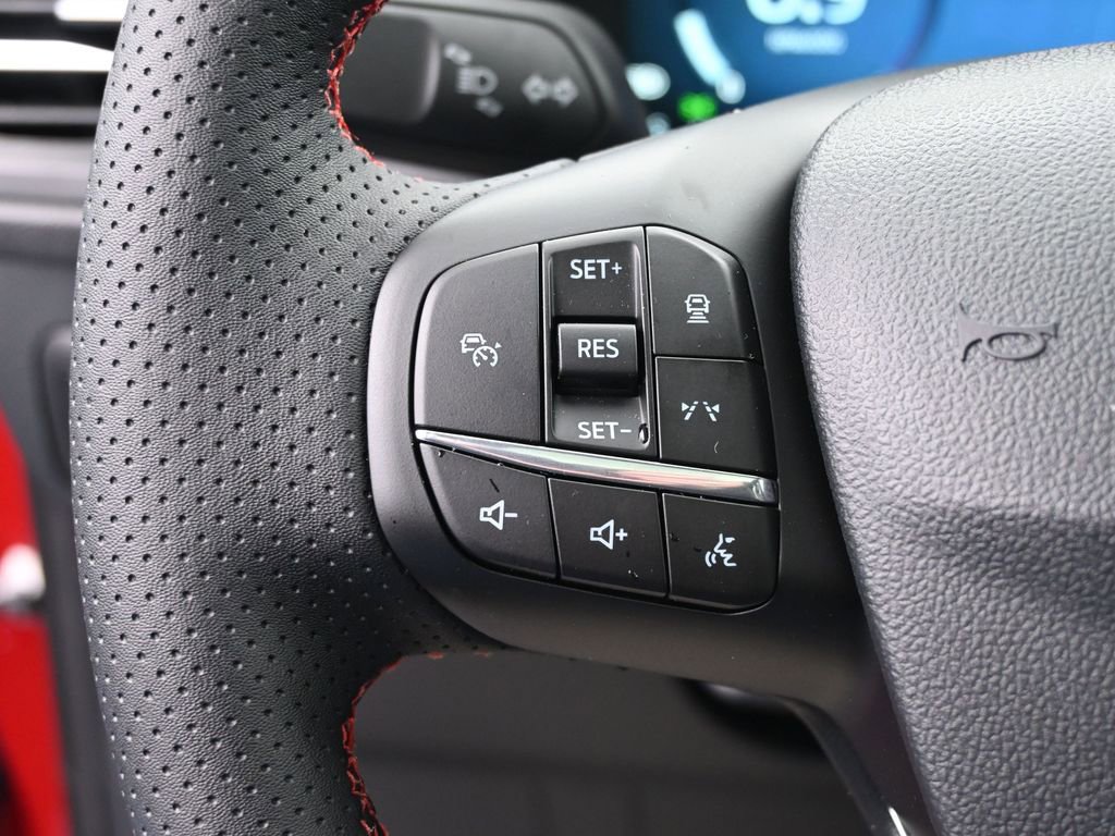 New 2025 Ford Escape ST-Line Elite w/ Premium Technology Package image 32