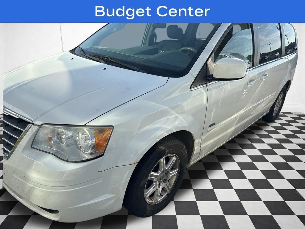 Used 2008 Chrysler Town & Country Touring FWD image 30