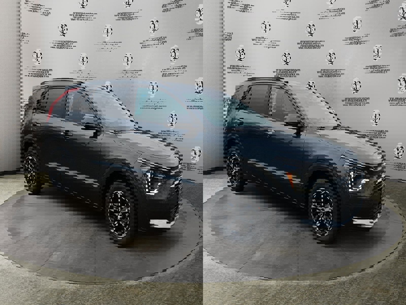 Used 2025 Kia Niro LX image 7