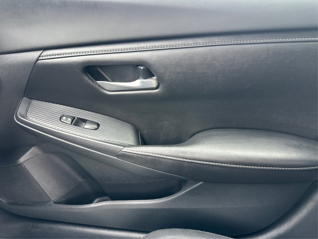 Used 2022 Nissan Sentra SV FWD image 29