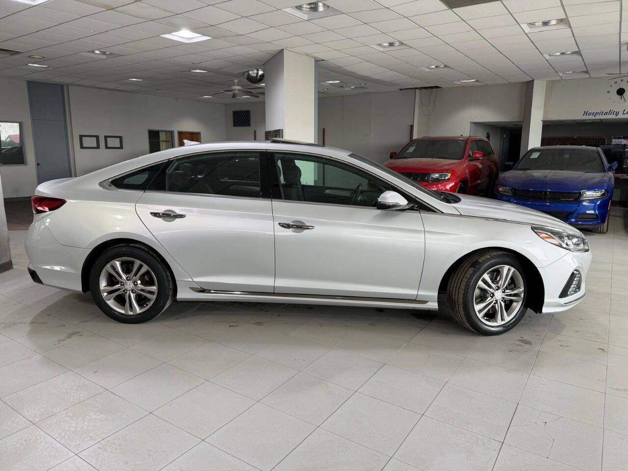 Used 2019 Hyundai Sonata Sport w/ Tech Package 03 image 12