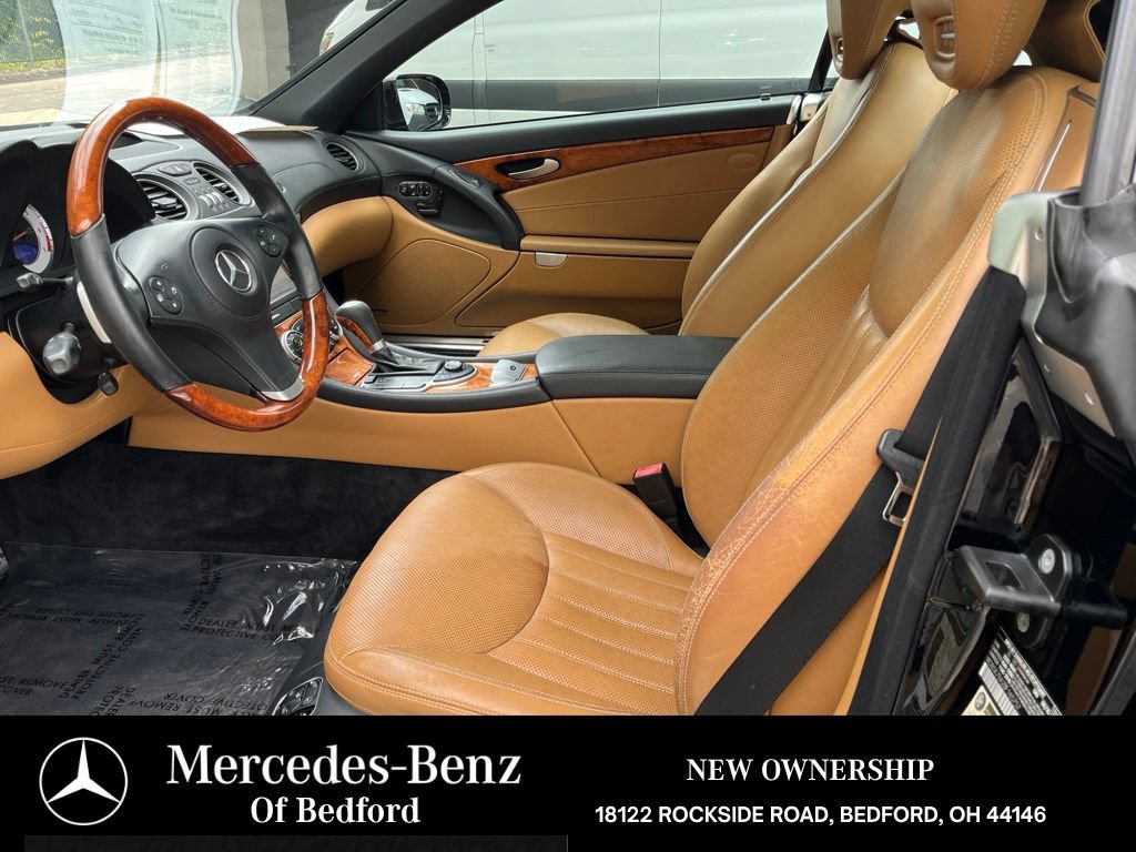Used 2011 Mercedes-Benz SL 550 image 9