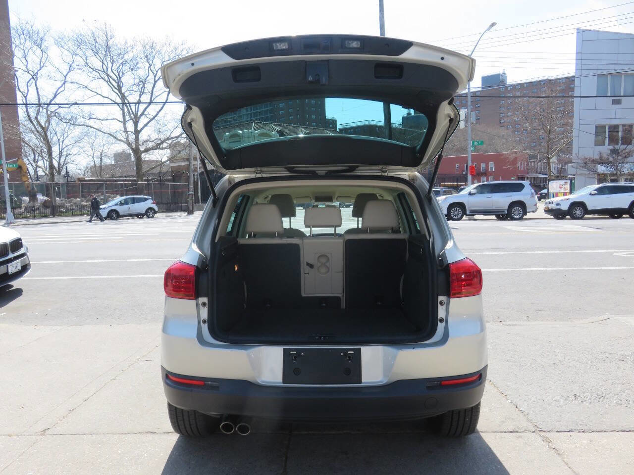 Used 2015 Volkswagen Tiguan S AWD/4WD image 24