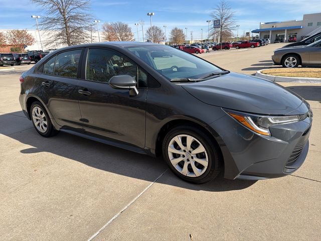 Used 2024 Toyota Corolla LE image 7