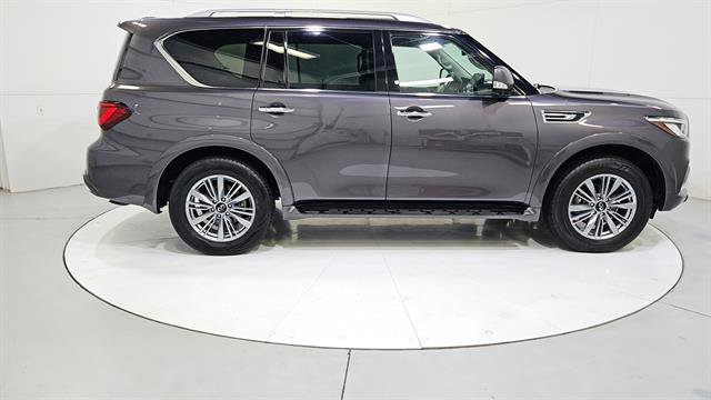 Used 2024 INFINITI QX80 Luxe RWD image 9