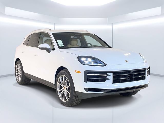 New 2026 Porsche Cayenne AWD/4WD image 3