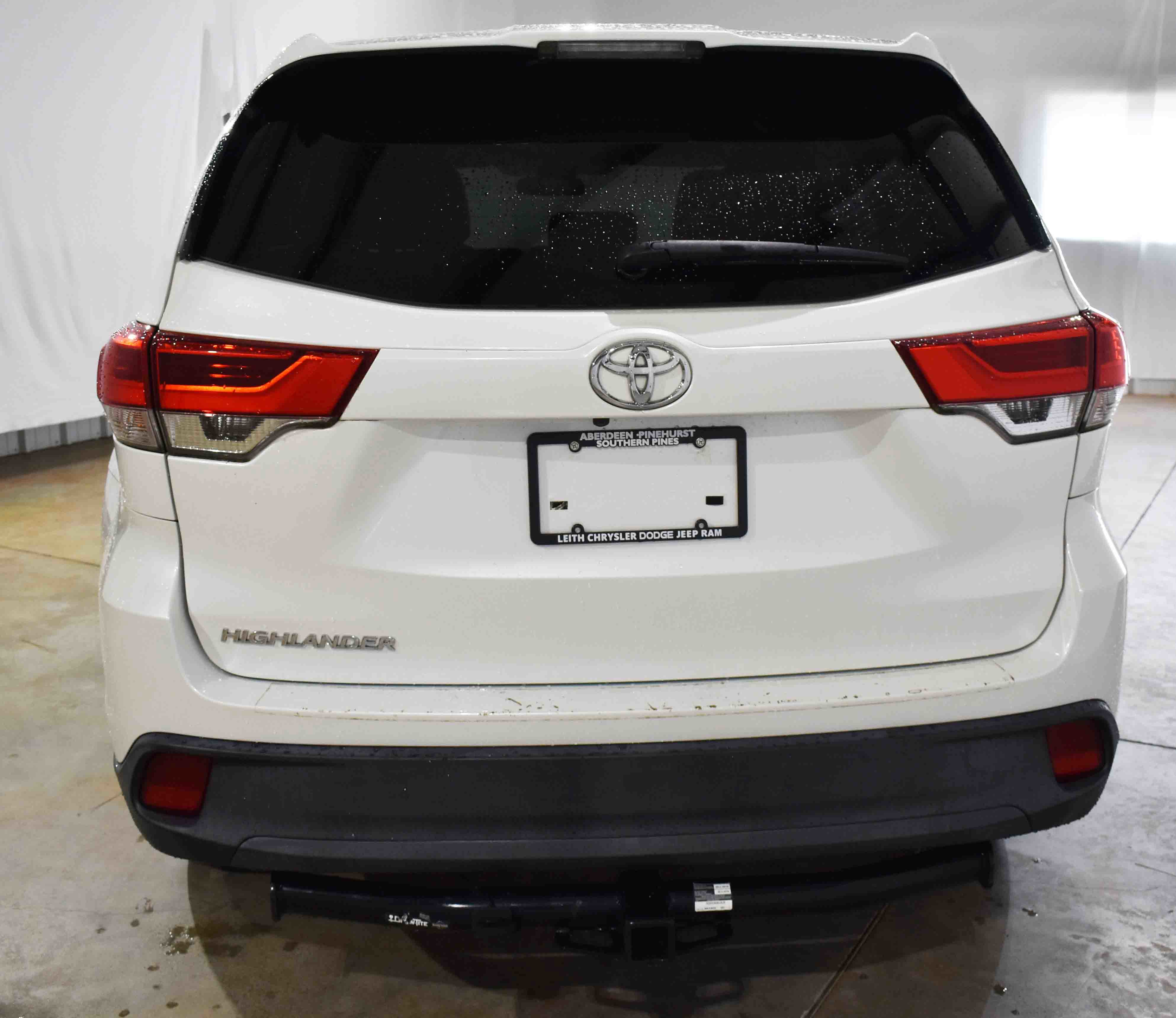 Used 2019 Toyota Highlander LE image 8