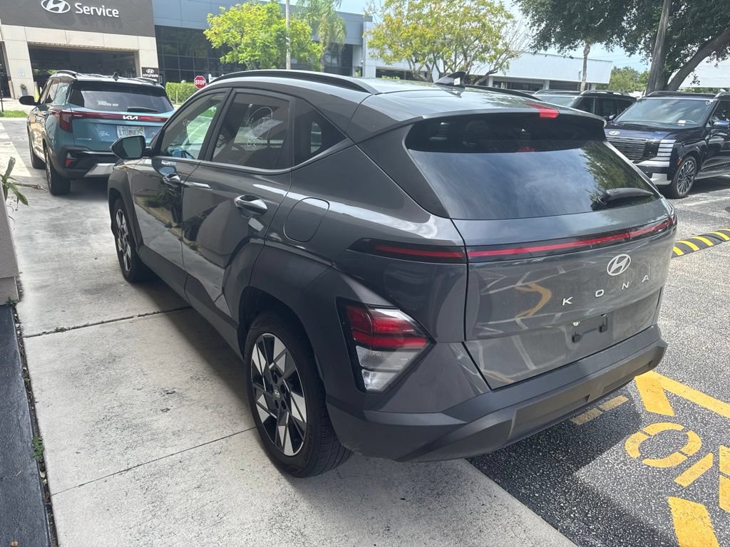 Used 2025 Hyundai Kona SEL FWD image 23